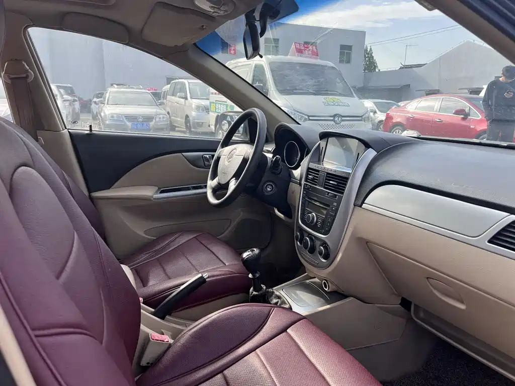 BUICK EXCELLE 2011