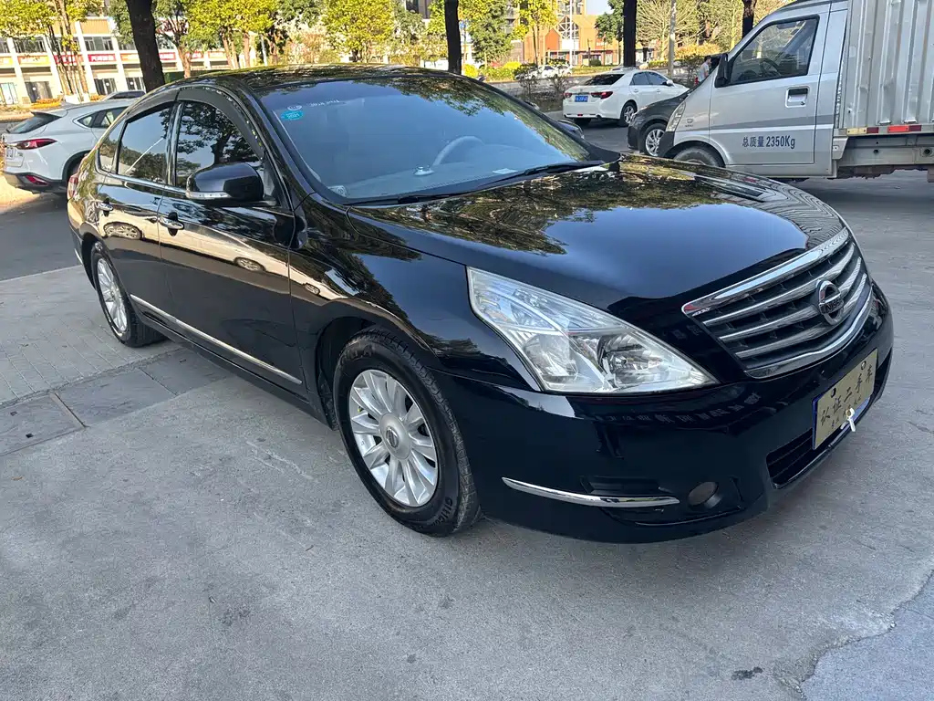 NISSAN TEANA 2009