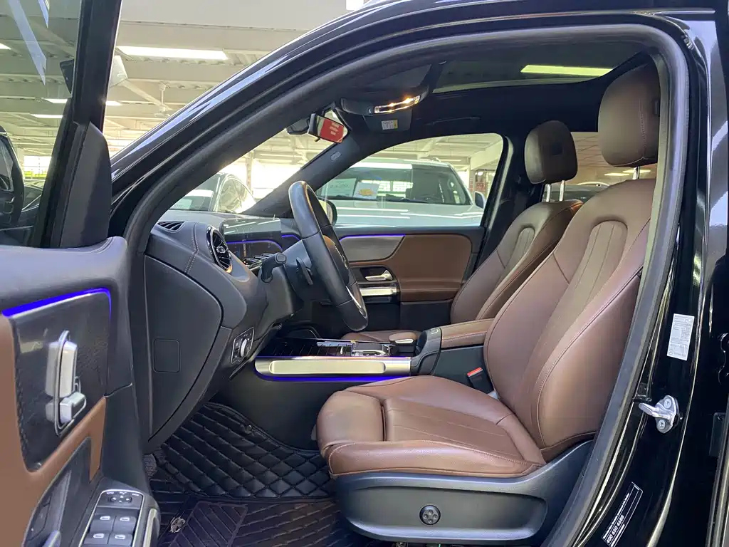 MERCEDES BENZ GLB 2020