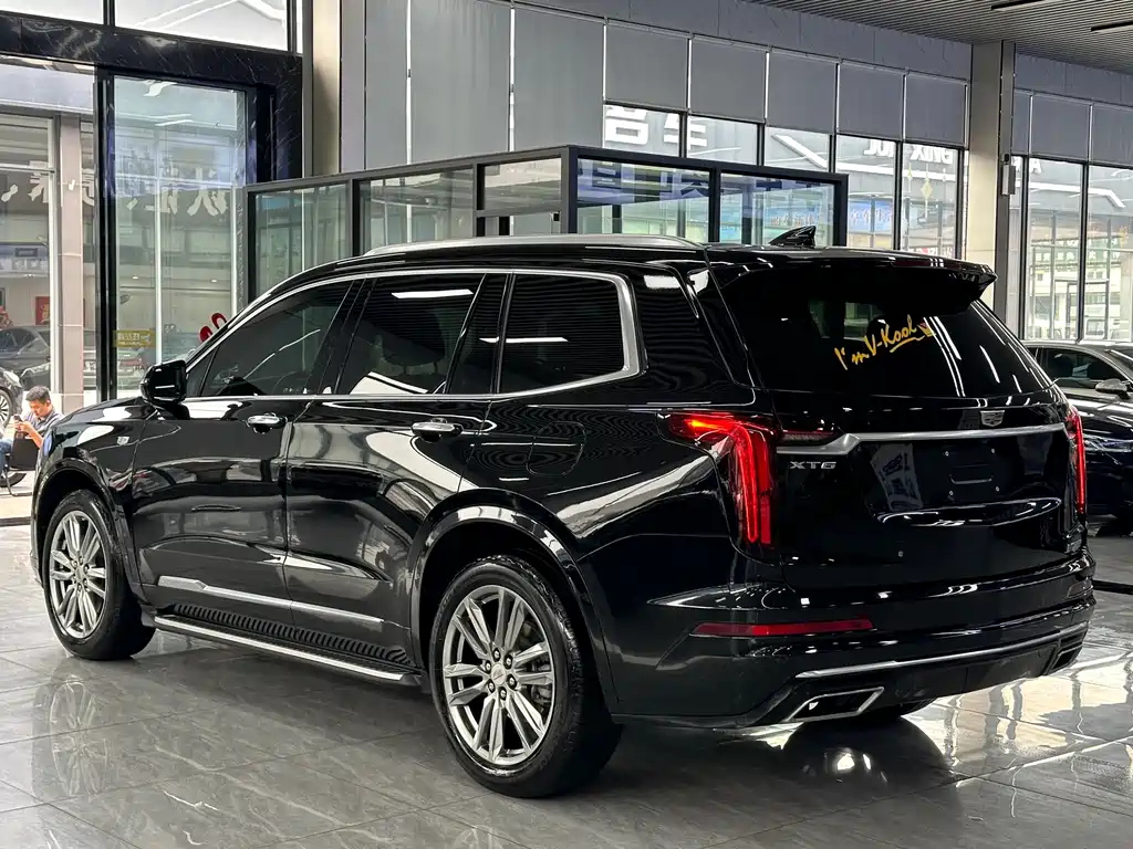 CADILLAC XT6 2020