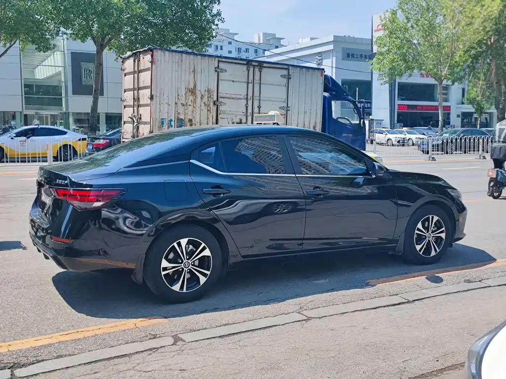 NISSAN SYLPHY 2021
