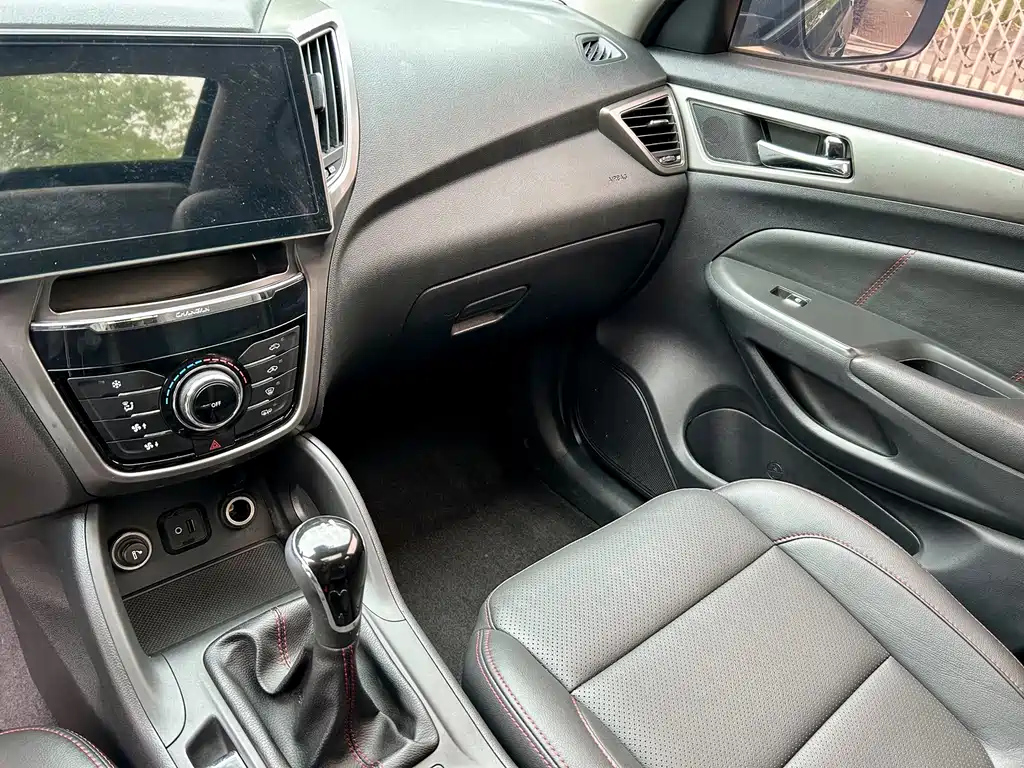 CHANGAN CS75 2016