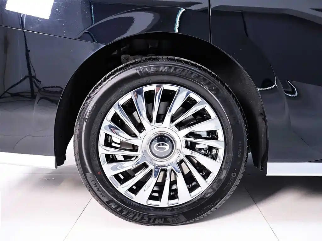 TRUMPCHI M8 2023