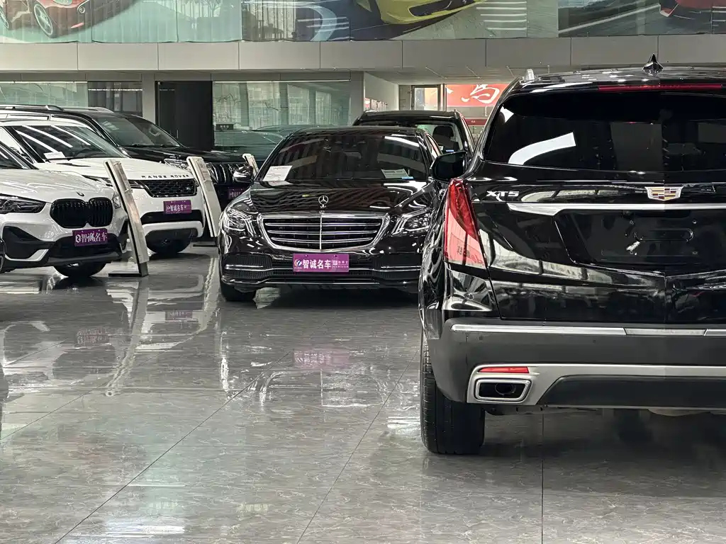 CADILLAC XT5 2022