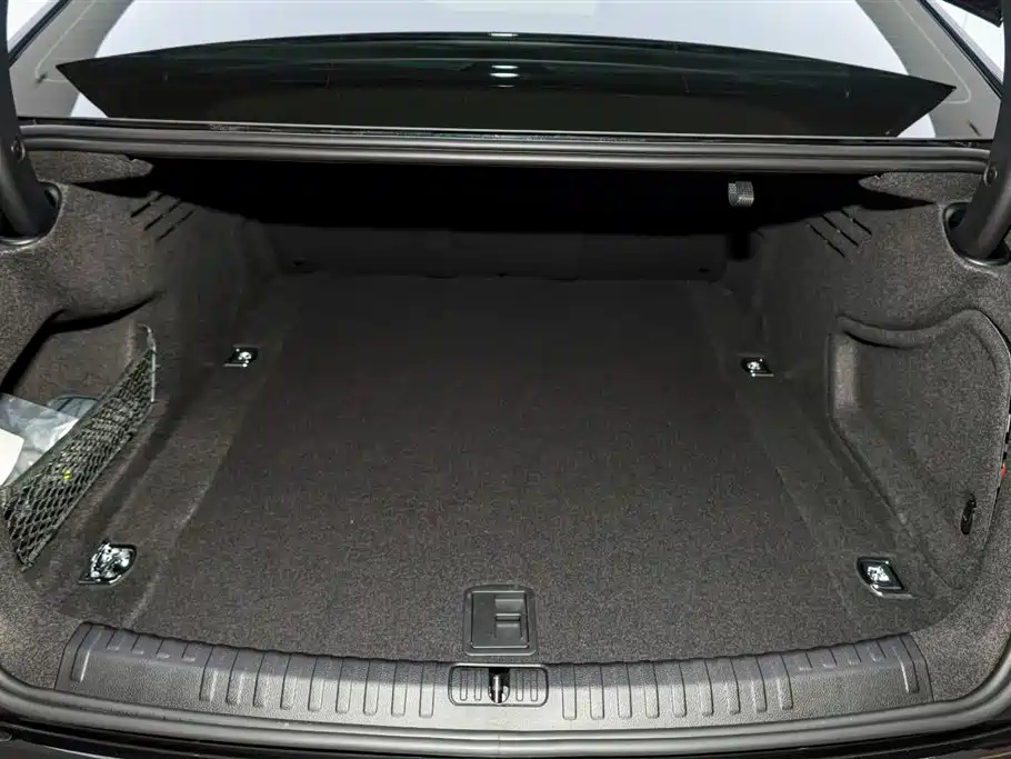 AUDI A6L 2023