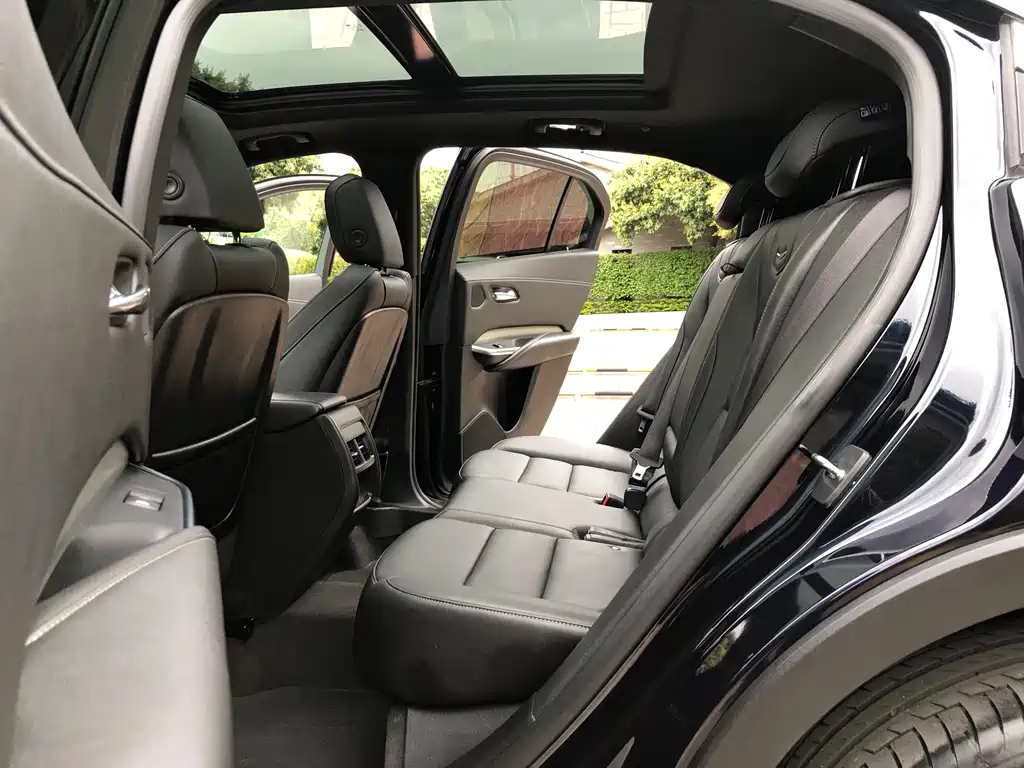 CADILLAC XT4 2021