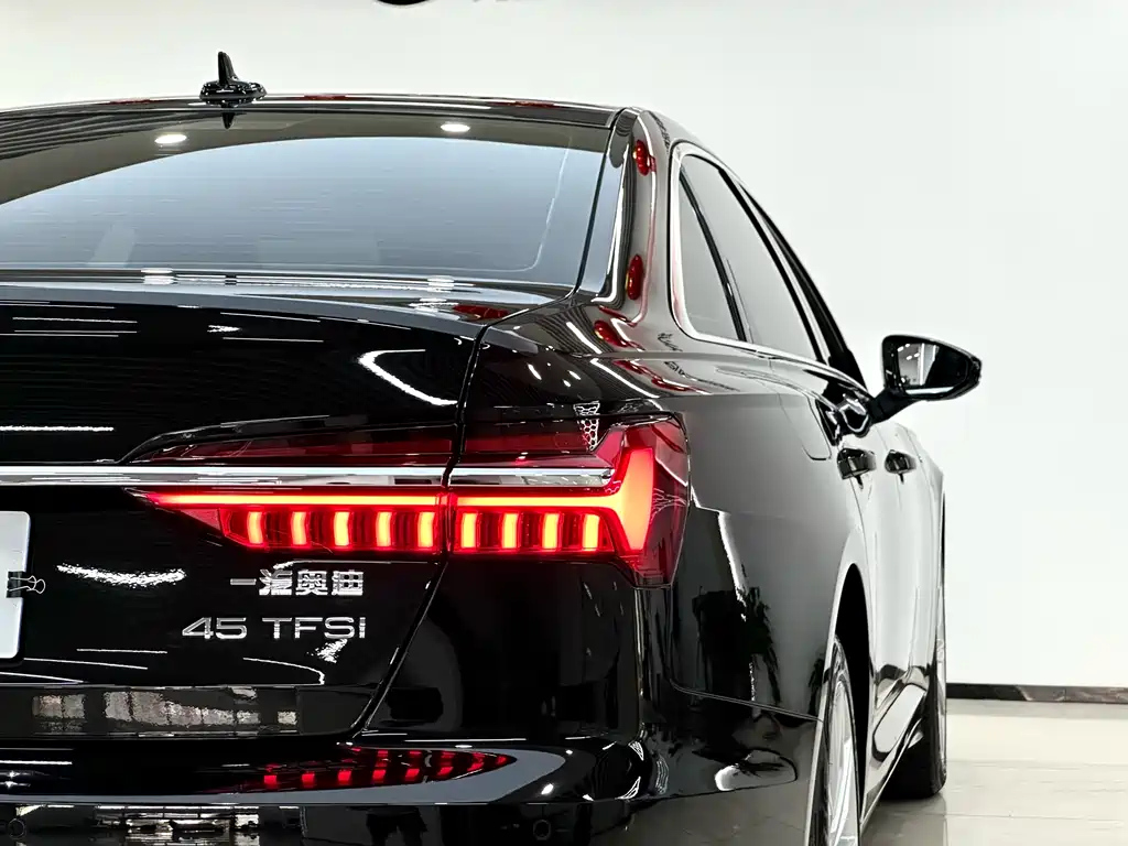 AUDI A6L 2023