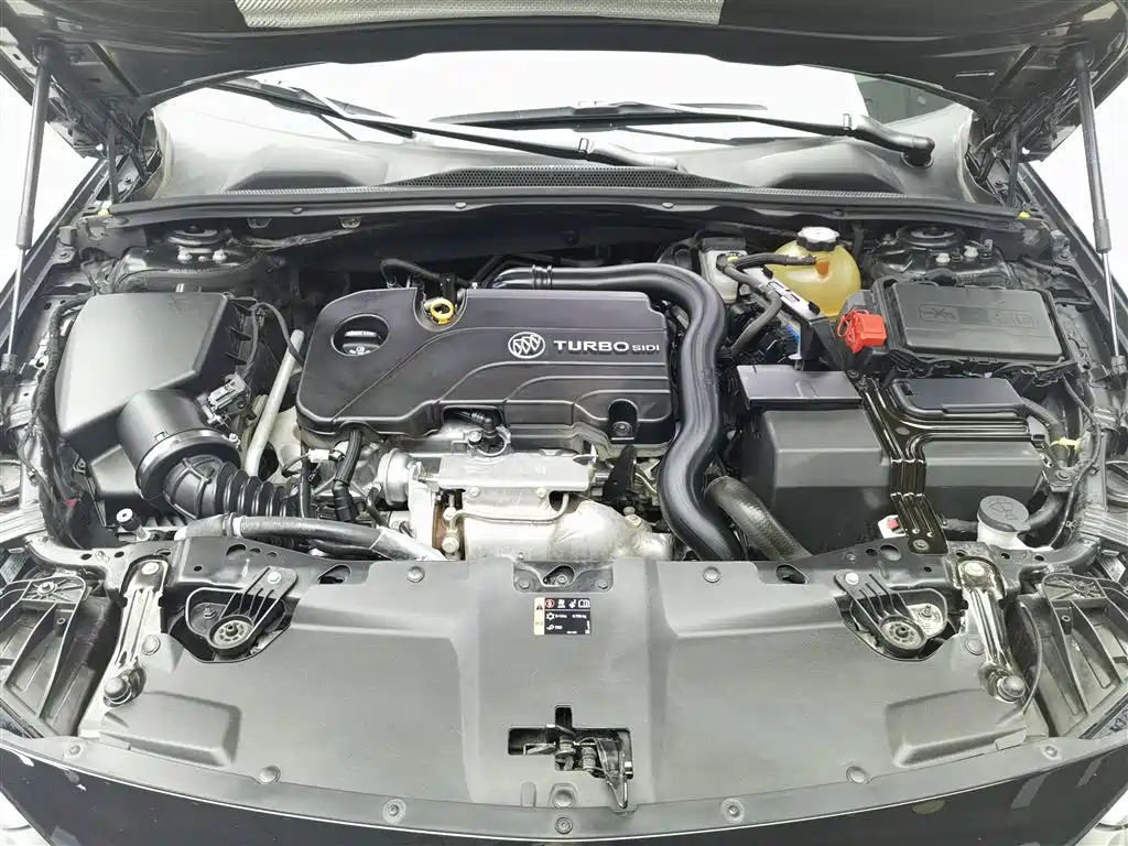 BUICK REGAL 2020