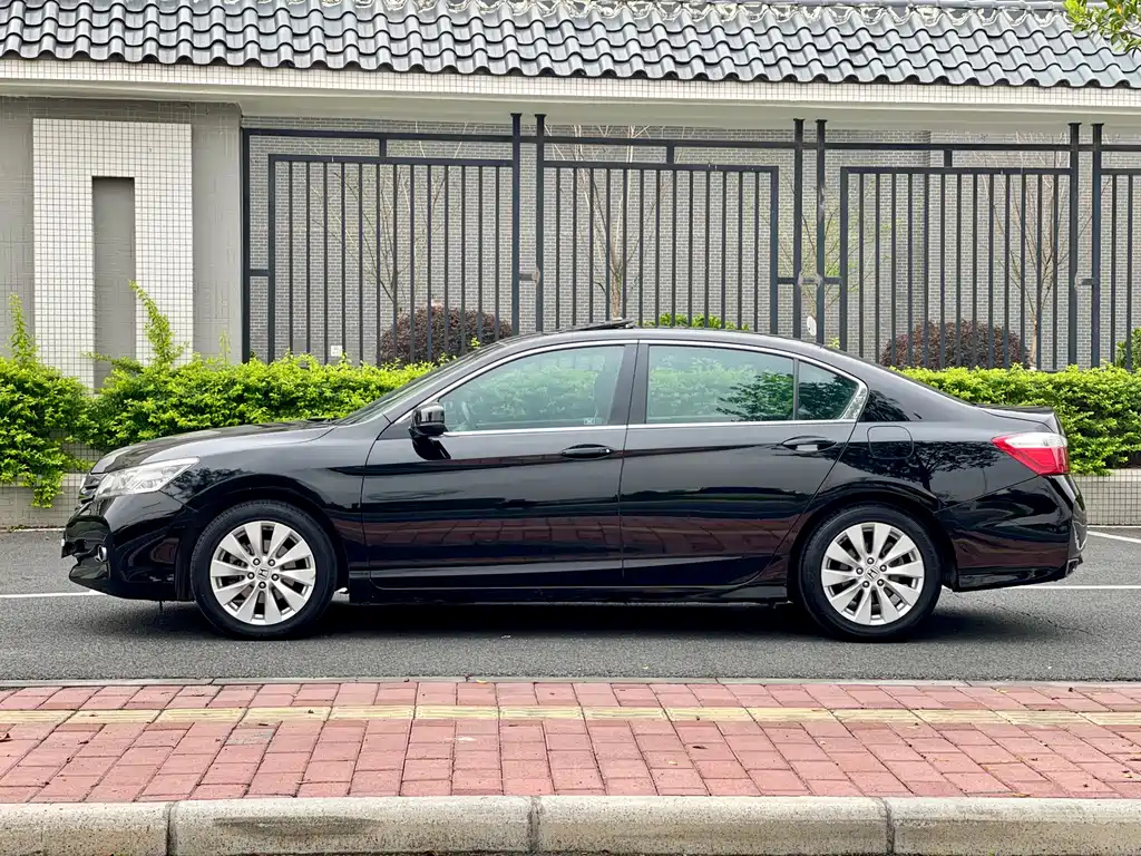 HONDA ACCORD 2015