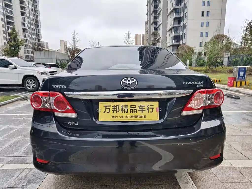 TOYOTA COROLLA 2014