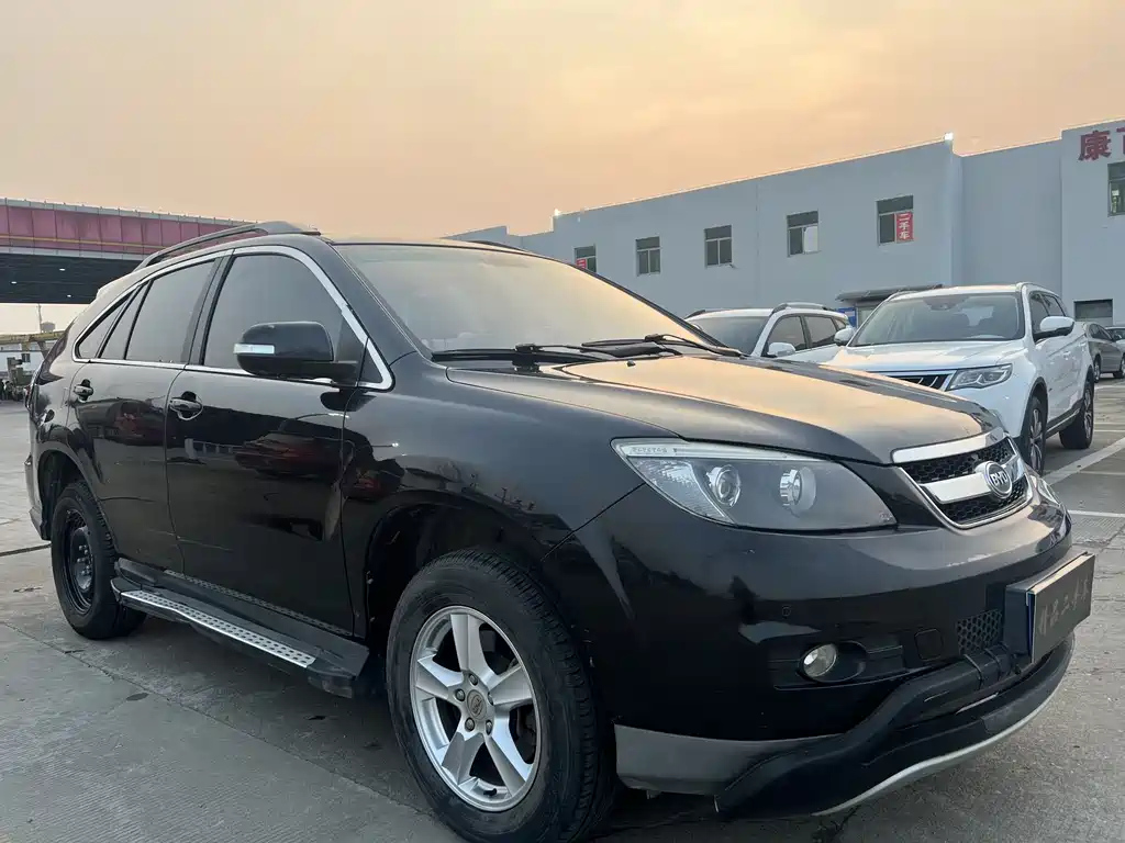 BYD S6 2014
