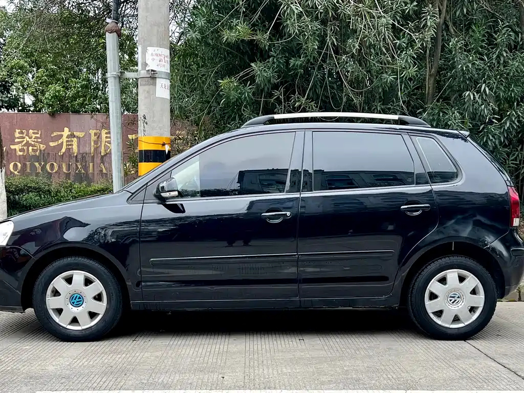 VOLKSWAGEN POLO 2009