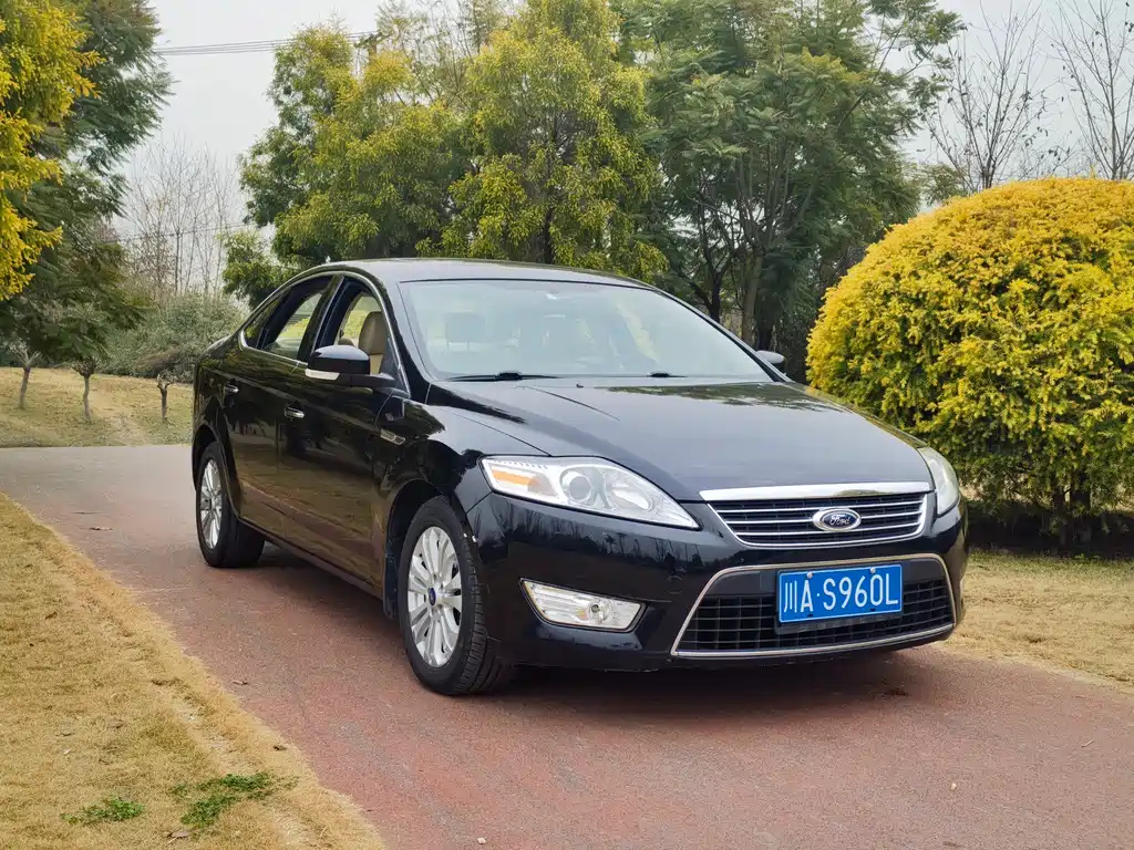 FORD MONDEO - WINNER 2010