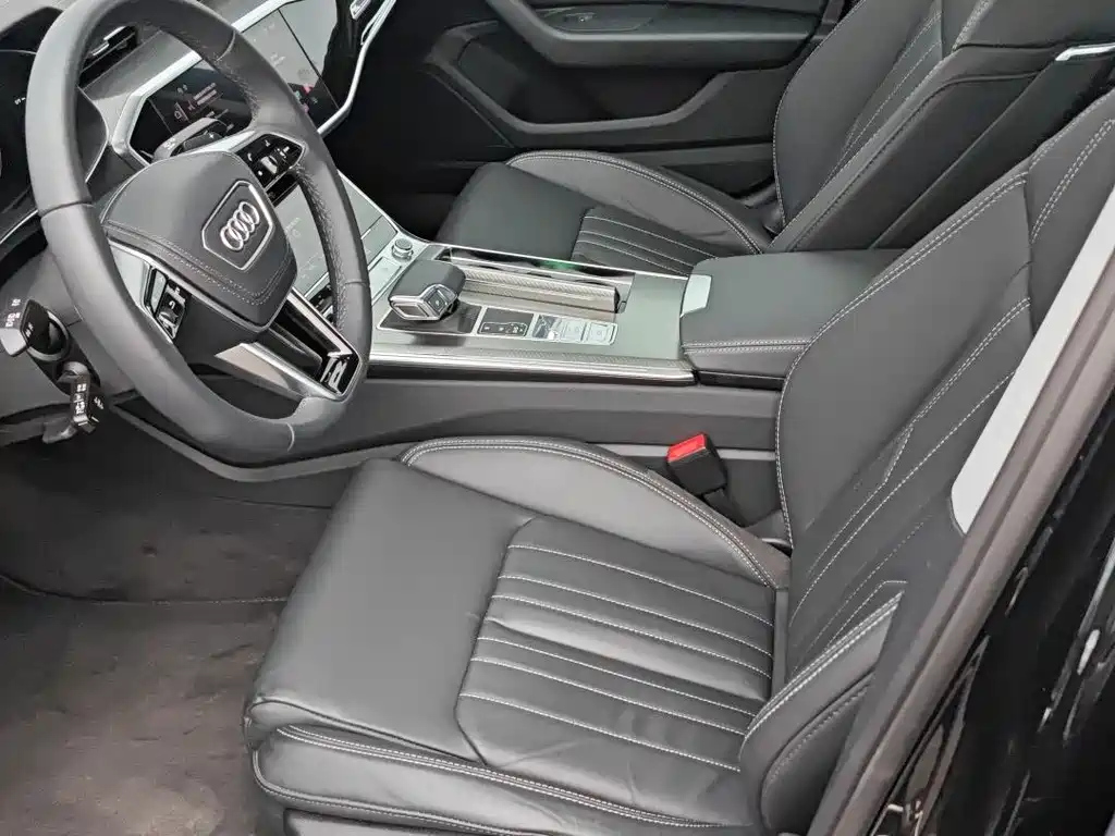 AUDI A6L 2023