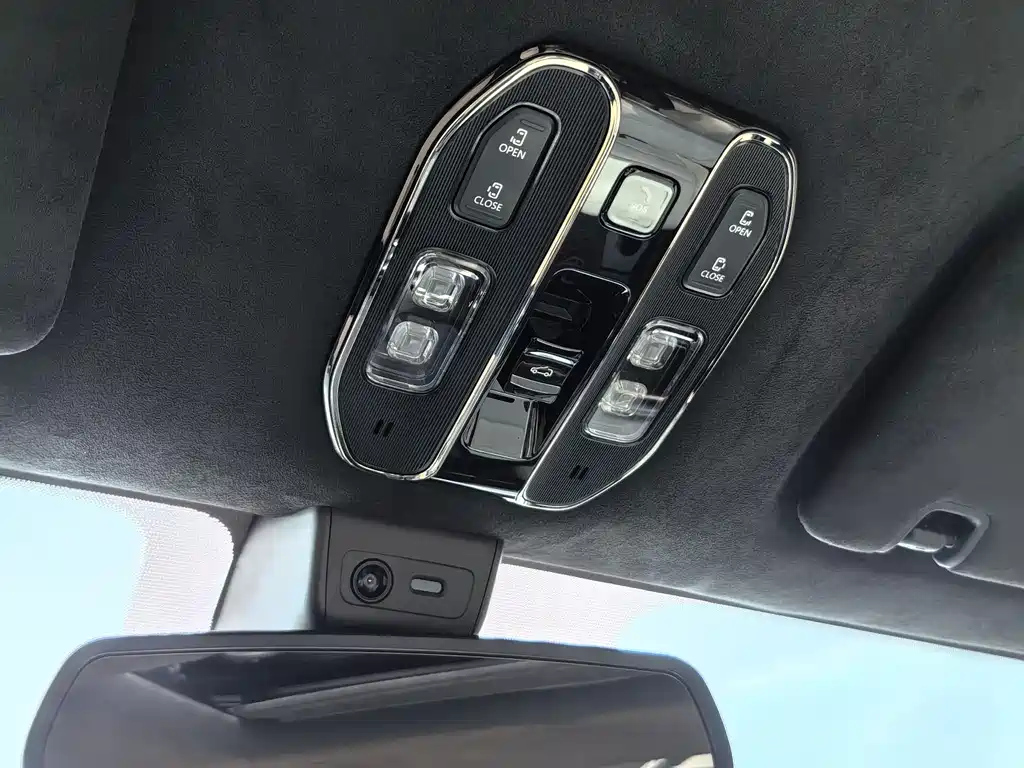 TRUMPCHI M8 2023