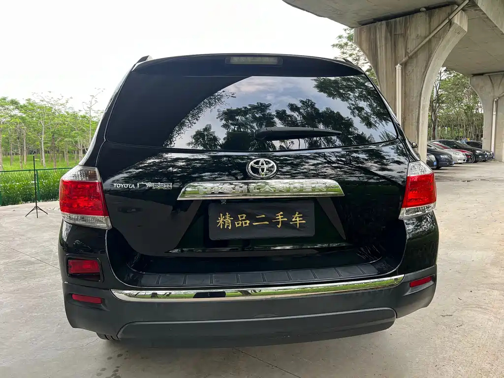 TOYOTA HIGHLANDER 2012