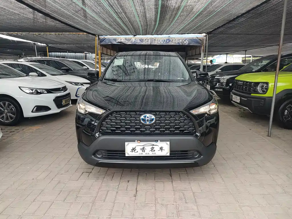 TOYOTA COROLLA CROSS 2024