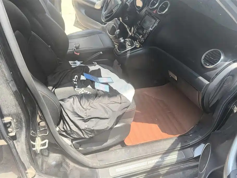 HAVAL H6 2015