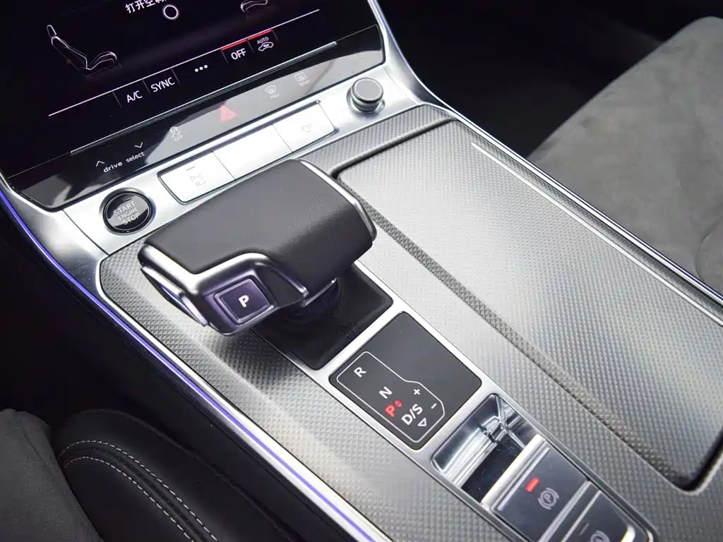 AUDI A6L 2023