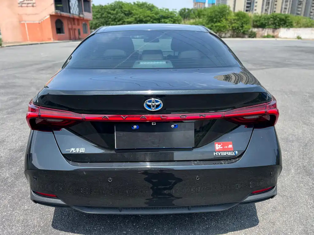 TOYOTA AVALON 2021