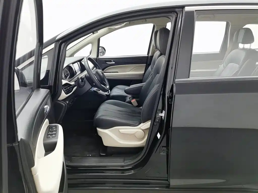 TRUMPCHI M6 2021