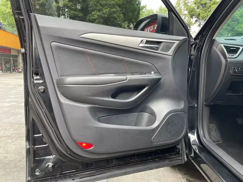 CHANGAN CS75 2015