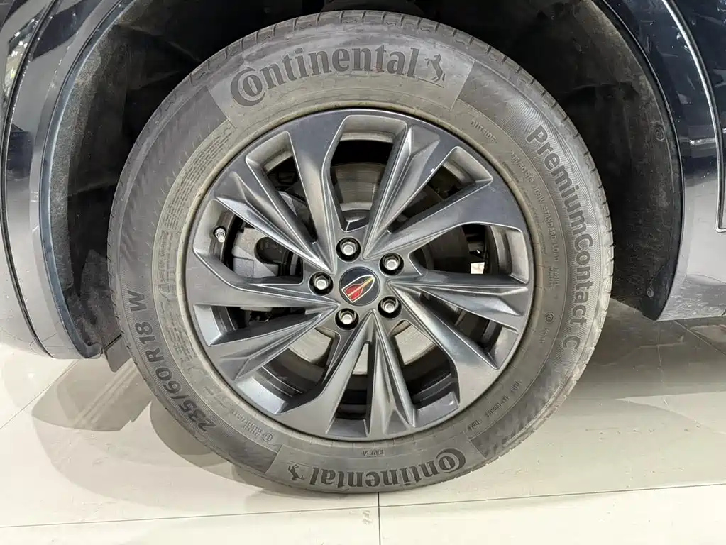 HONGQI HS5 2023