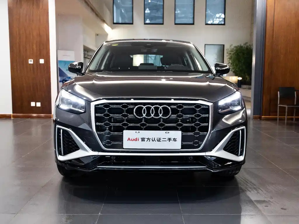 AUDI Q2L 2021