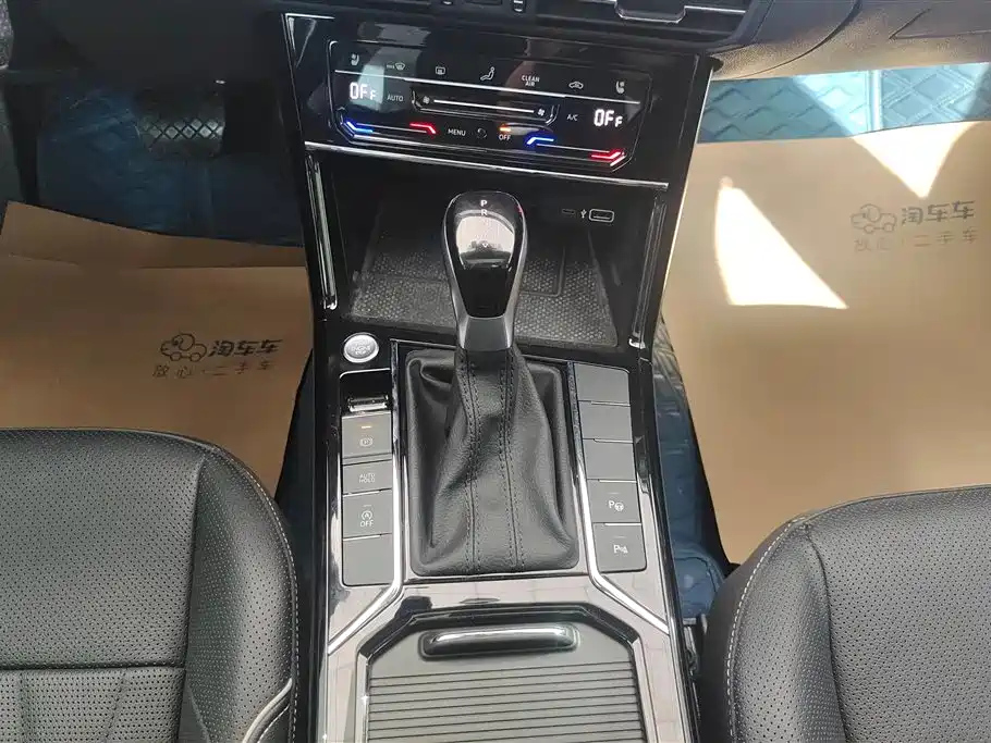 VOLKSWAGEN PASSAT 2022