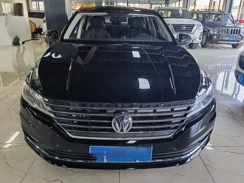 VOLKSWAGEN LAVIDA 2020
