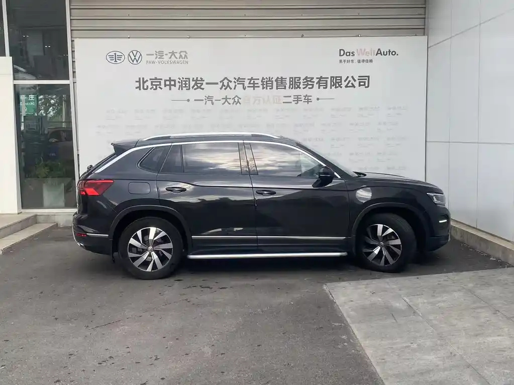 VOLKSWAGEN TAYRON 2019
