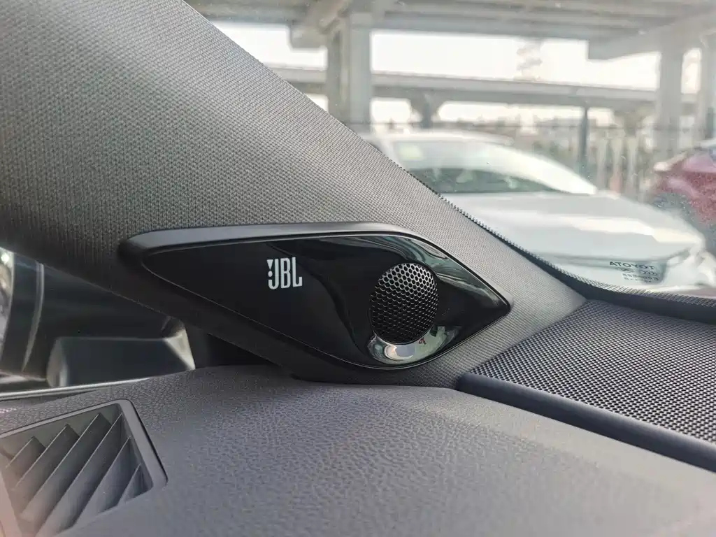 TOYOTA AVALON 2019