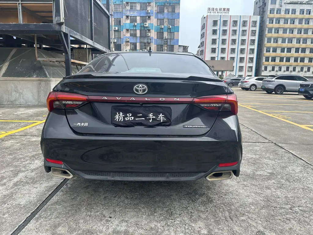 TOYOTA AVALON 2019