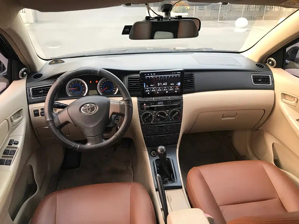 TOYOTA COROLLA 2013