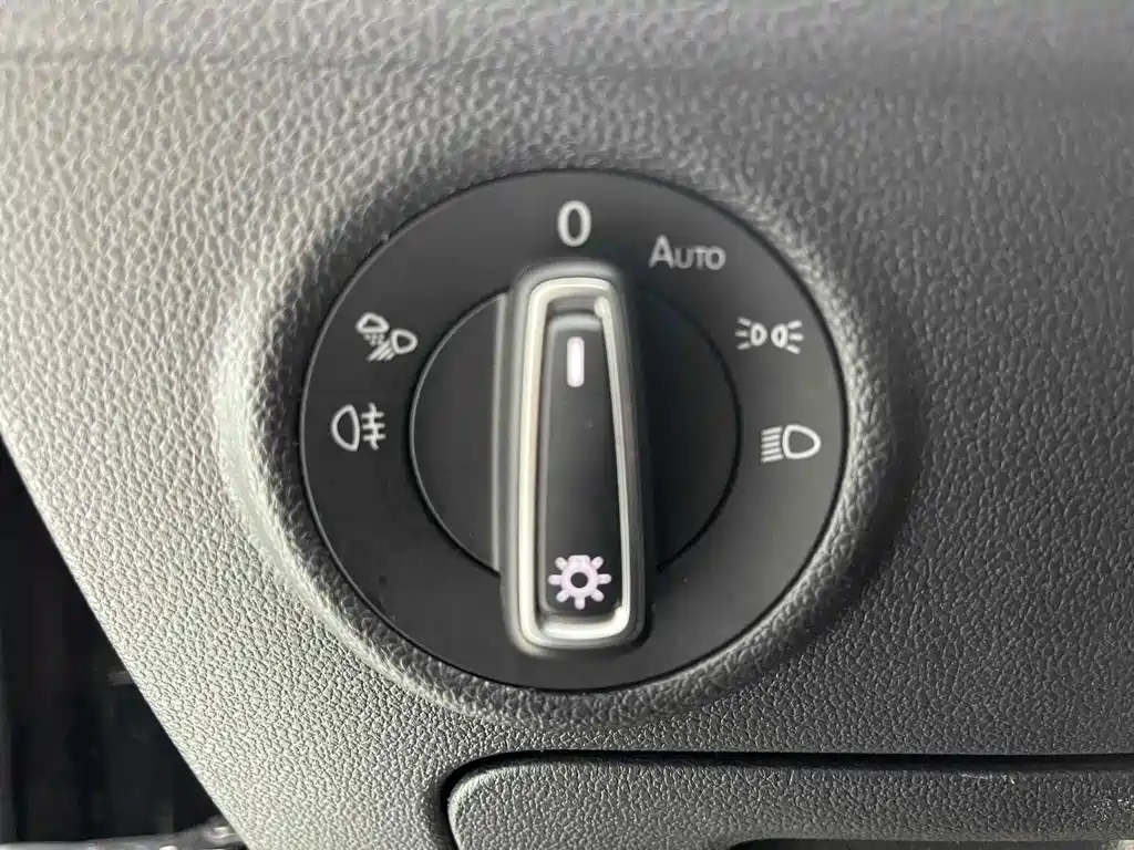 VOLKSWAGEN TIGUAN L 2022