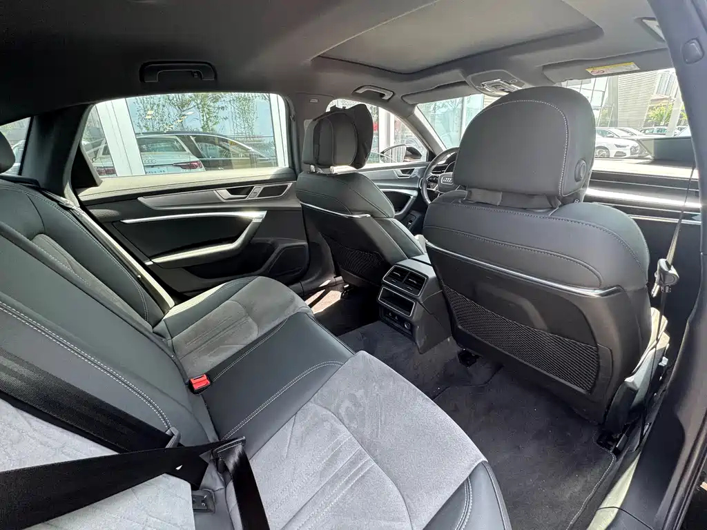 AUDI A6L 2023