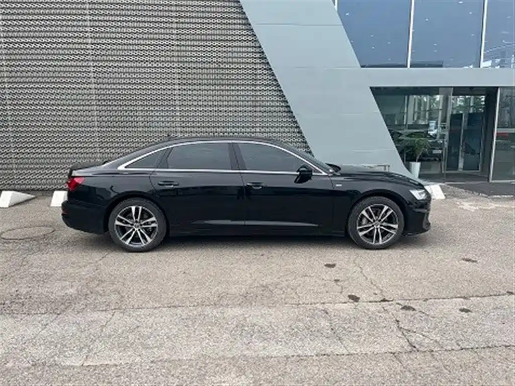 AUDI A6L 2021