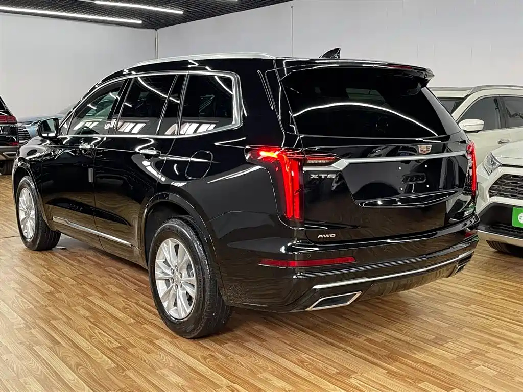 CADILLAC XT6 2022
