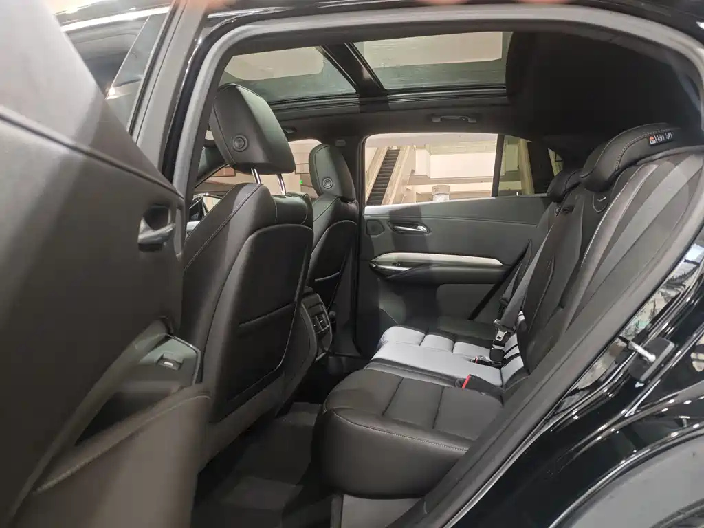 CADILLAC XT4 2022