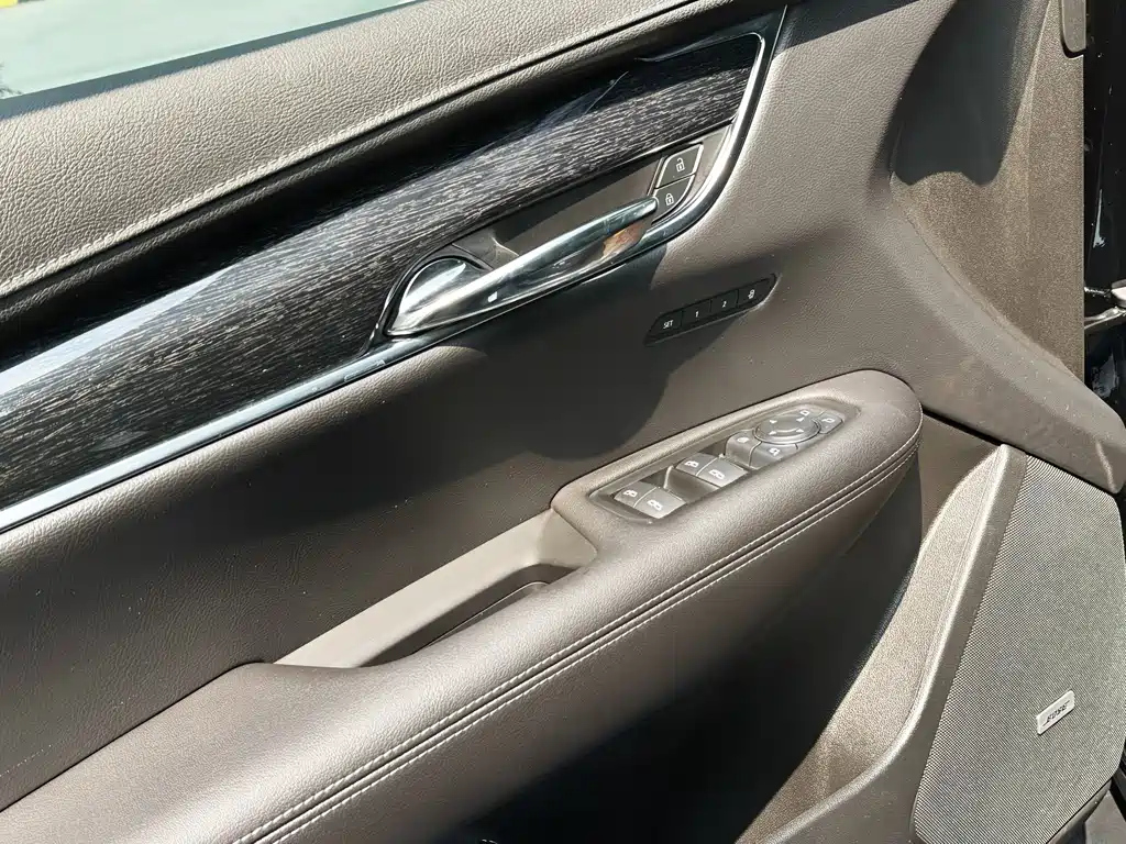 CADILLAC XT5 2020