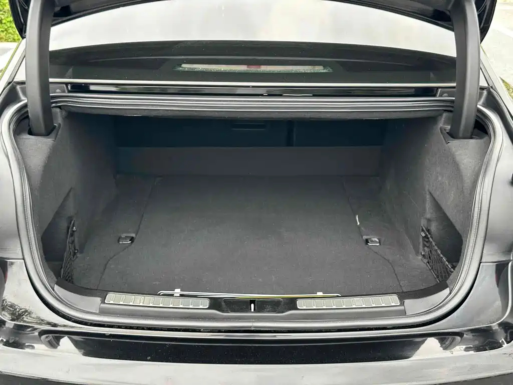 LINCOLN CONTINENTAL 2017