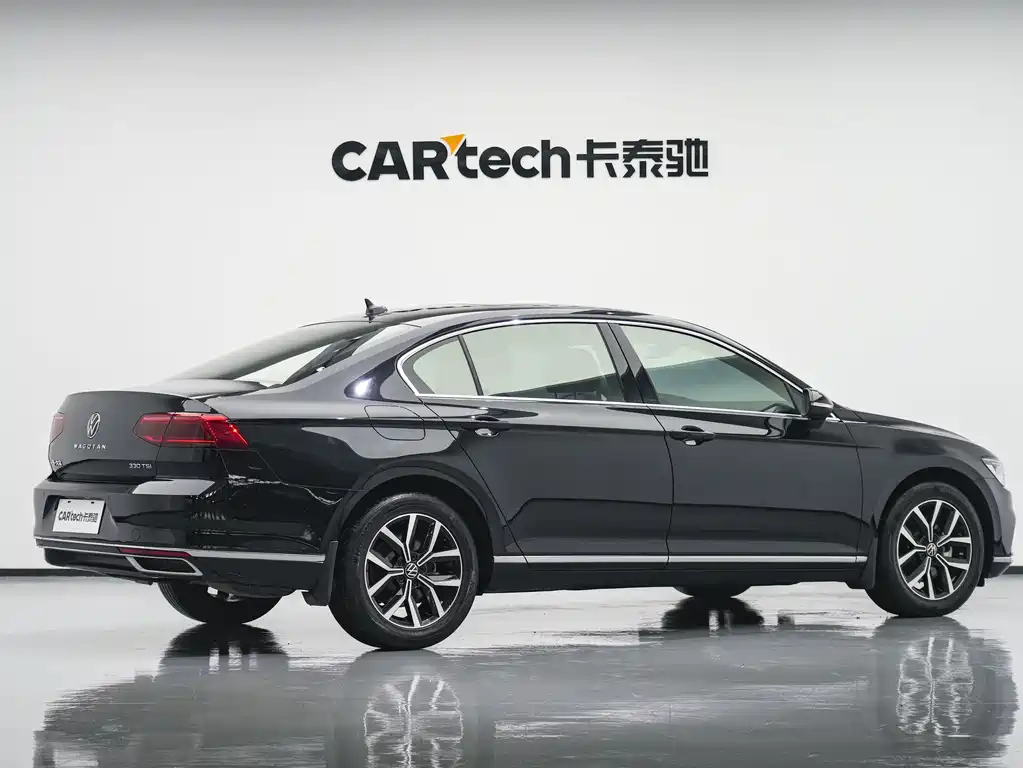 VOLKSWAGEN MAGOTAN 2022