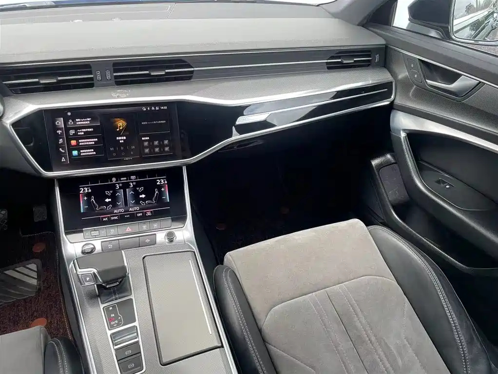 AUDI A6L 2021
