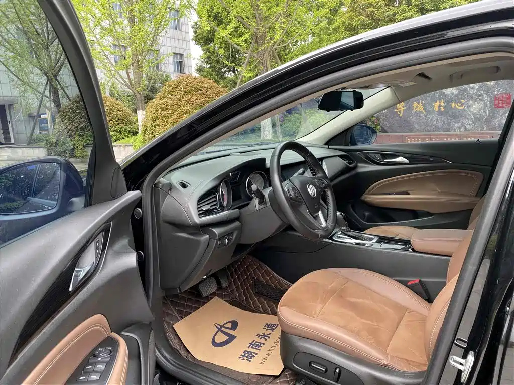 BUICK REGAL 2020