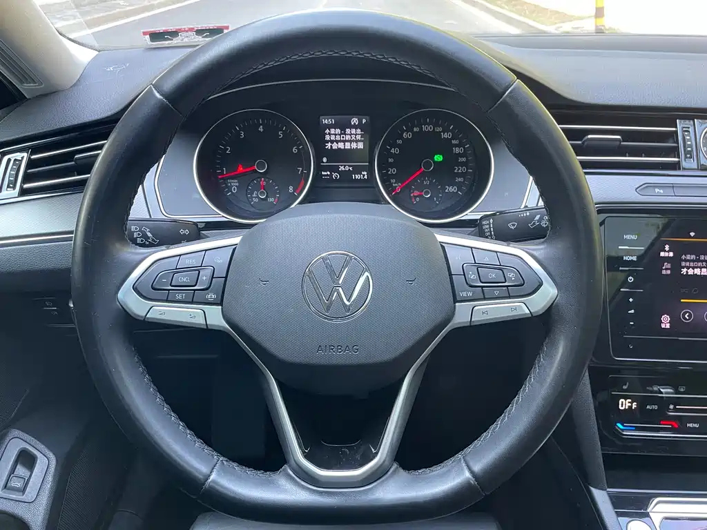 VOLKSWAGEN MAGOTAN 2022