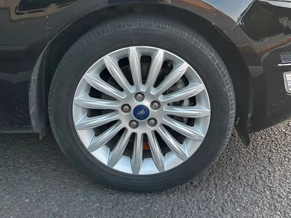 FORD MONDEO - WINNER 2012
