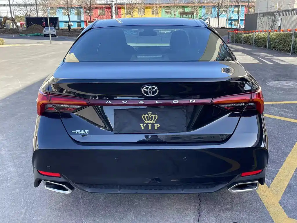 TOYOTA AVALON 2020