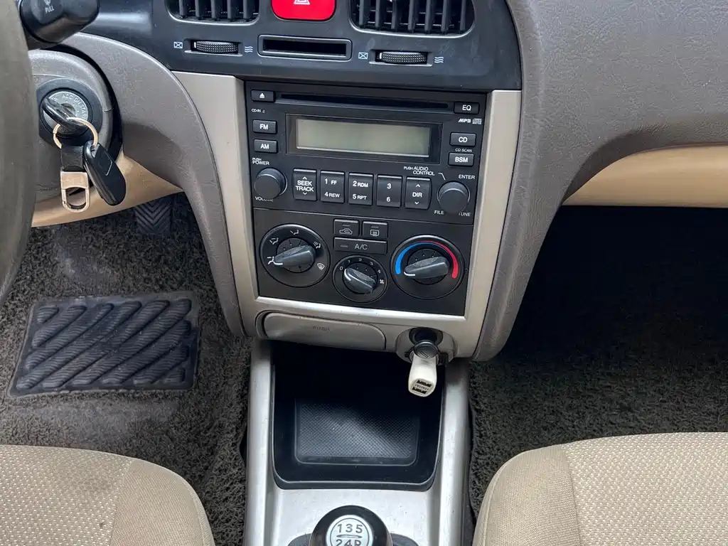 HYUNDAI ELANTRA 2010