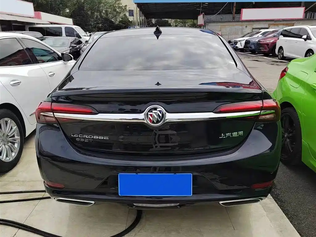 BUICK LACROSSE 2020