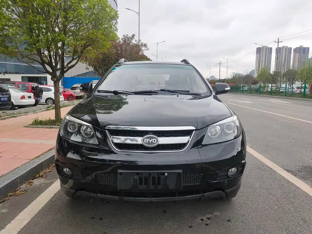 BYD S6 2014